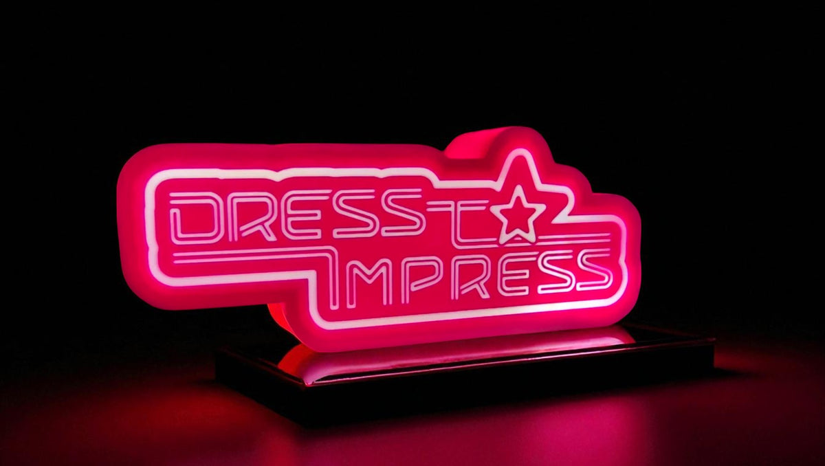 Dress to Impress – Φωτιζόμενο Lightbox (Fan Art)