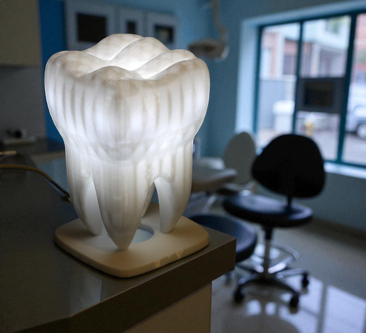 Επιτραπέζια Λάμπα “Tooth Glow”
