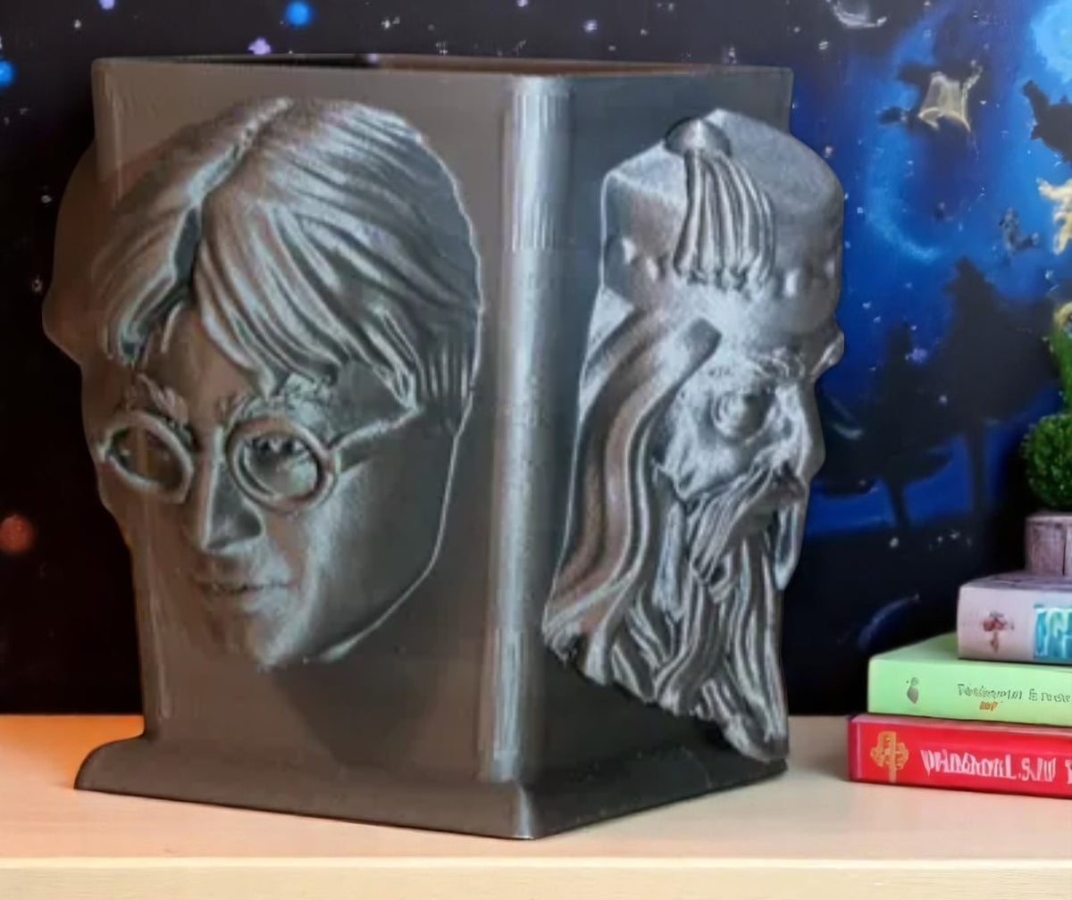 Harry Potter & Dumbledore Pencil Holder – 3D Printed Fan Art Desk Organizer | Wizard Decor