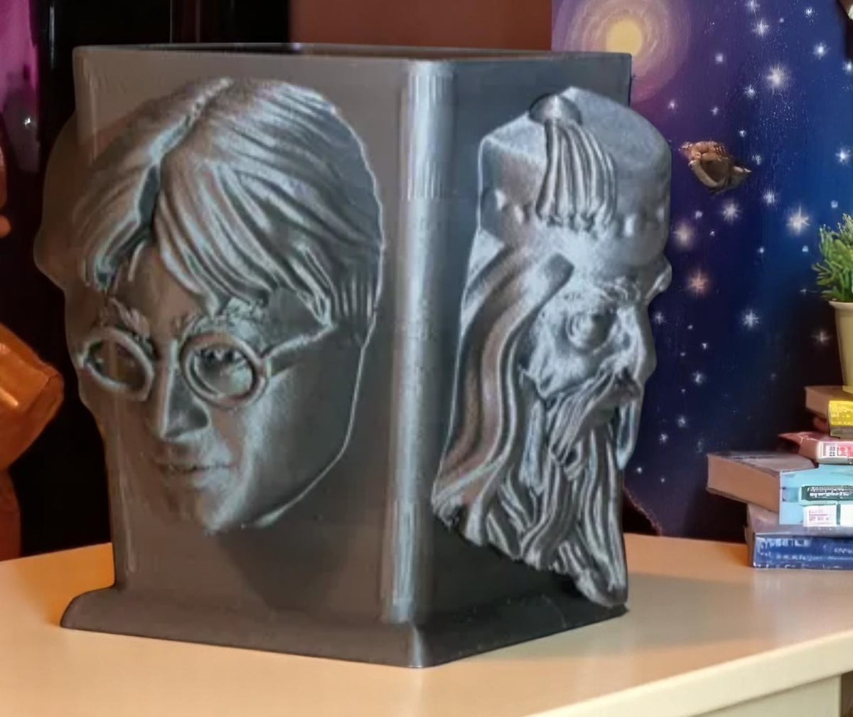 Harry Potter & Dumbledore Pencil Holder – 3D Printed Fan Art Desk Organizer | Wizard Decor