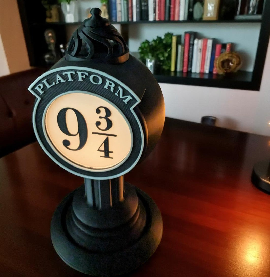 Platform 9¾ Lightbox Lamp – 3D Printed Harry Potter Fan Art Lantern | Wizard Decor