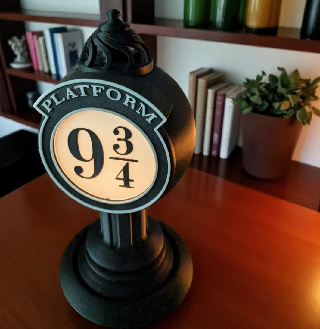 Platform 9¾ Lightbox Lamp – 3D Printed Harry Potter Fan Art Lantern | Wizard Decor