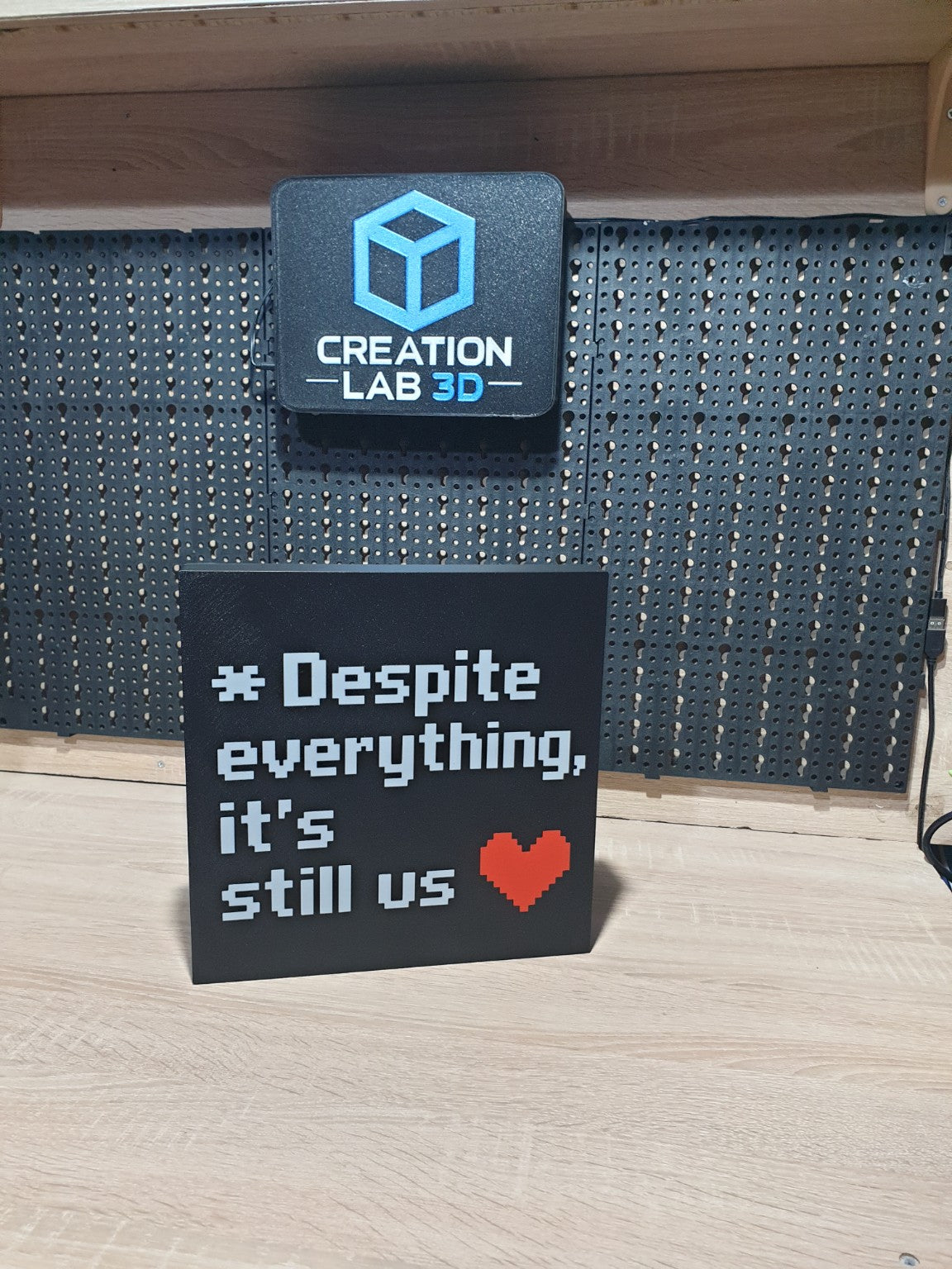 Custom Επιτραπέζιο Lightbox  – Το Δικό σου Σχέδιο | Personalized Custom LED Lightbox