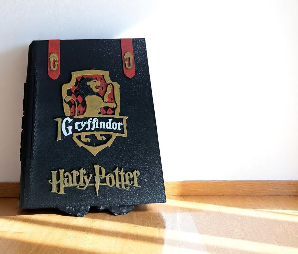 Κουτί Γκρίφιντορ – 3D Printed Fan Art Διακοσμητικό | Μαγεία από τον Κόσμο του Χάρι Πότερ
