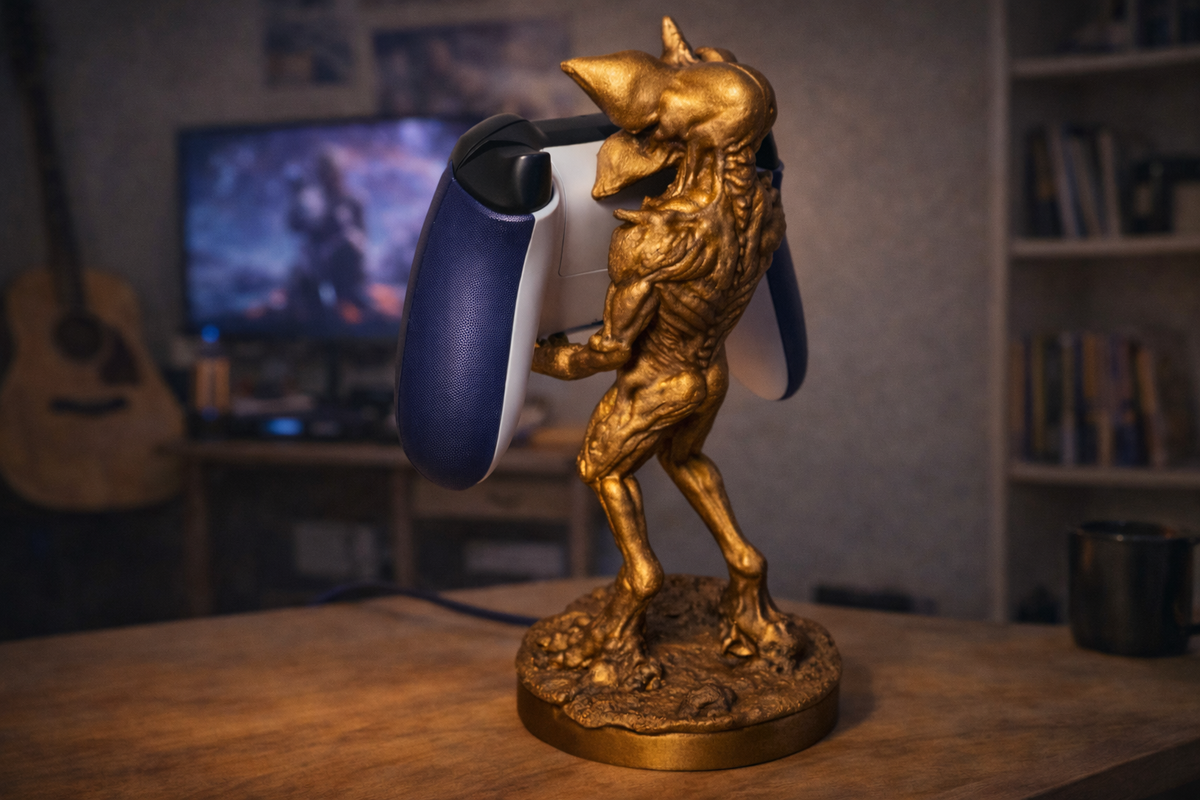 Demogorgon-Inspired Controller Stand – Monster Console Holder | Horror Gaming Setup Decor