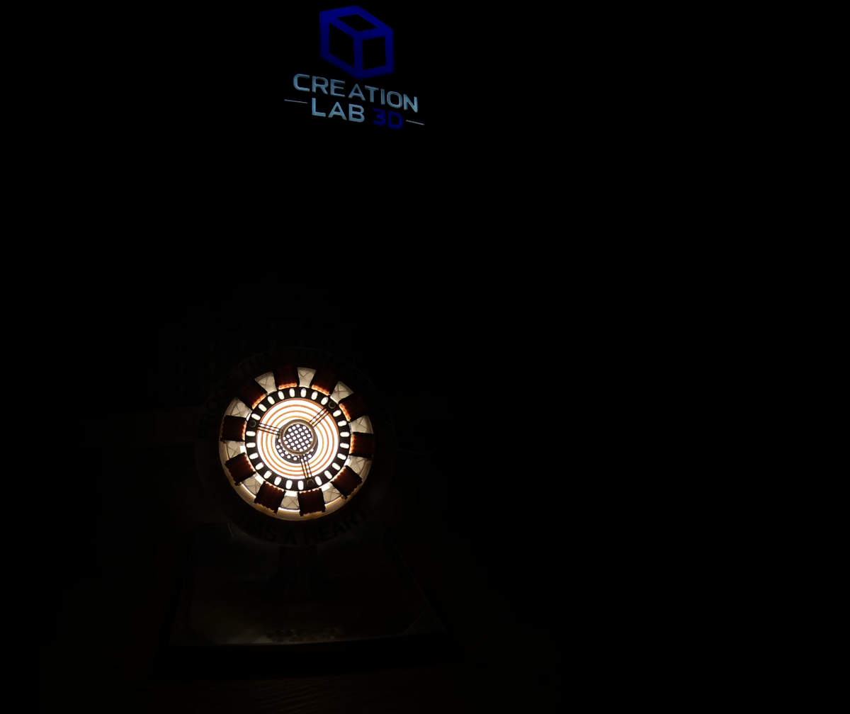 Iron Reactor - Επιτραπέζιο Φωτιστικό "Αντιδραστήρας" | Μοναδικό Hero Light για Gamers & Fans