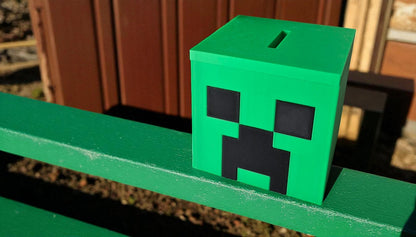 Minecraft Creeper Coin Bank – Save with a Bang