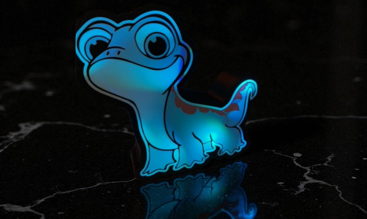 Bruni – Frozen Flame Fan Art Lamp